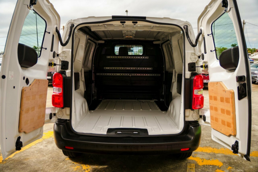 2022 Peugeot Expert K0 Pro Van Image 8