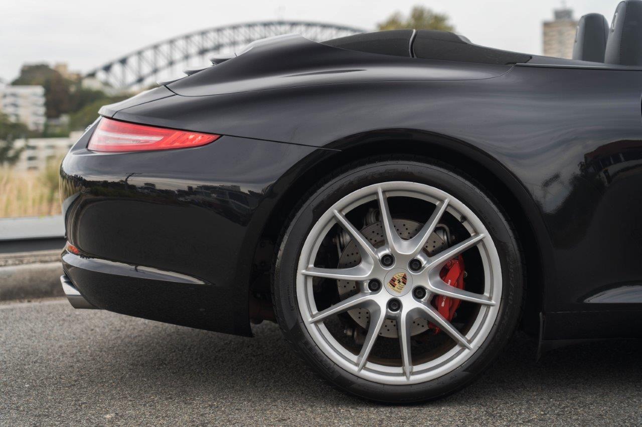 2013 Porsche 911 991 Carrera Convertible Image 7
