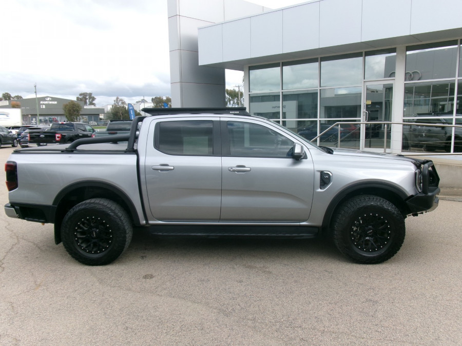 2022 Ford Ranger P703 XLT Cab Chassis Image 10