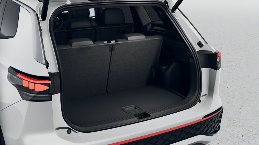 2025 Volkswagen Tayron R4 195TSI R-Line SUV Image 8