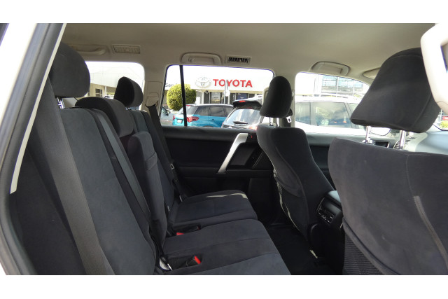 2023 Toyota LandCruiser Prado GDJ150R GXL SUV Image 11