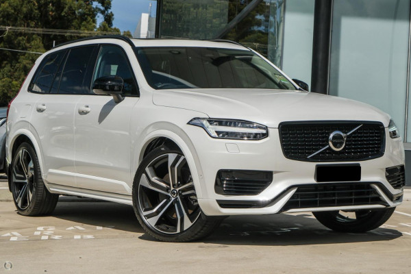 2023 Volvo XC90  Recharge Ultimate T8 Plug-In Hybrid SUV