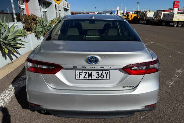 2021 Toyota Camry Hybrid AXVH70R Ascent Sedan Image 7