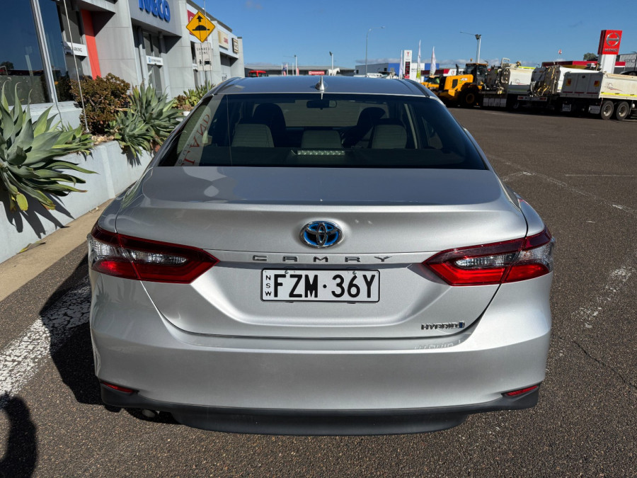 2021 Toyota Camry Hybrid AXVH70R Ascent Sedan Image 7