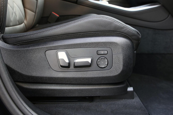 2026 BMW X5 G05 LCI xDrive30d M Sport SUV image 11