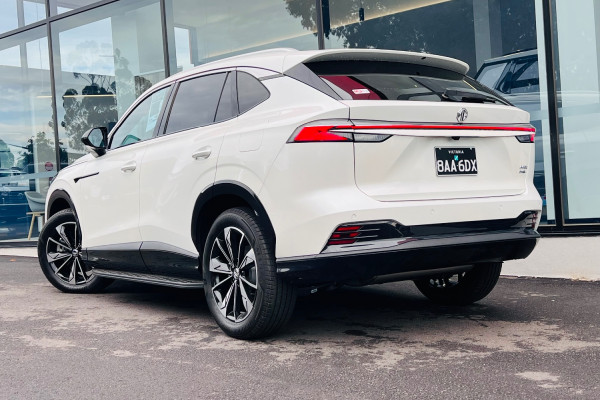 2025 MG HS AS33 Super Hybrid Essence SUV Image 2
