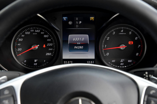 2016 Mercedes-Benz C-Class A205 C300 Convertible image 11