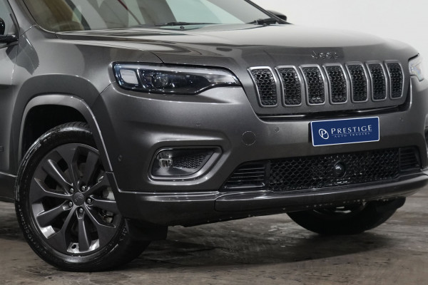 2022 Jeep Cherokee S-Limited SUV image 2