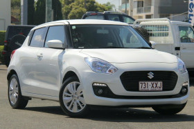 Suzuki Swift GL Navigator AZ