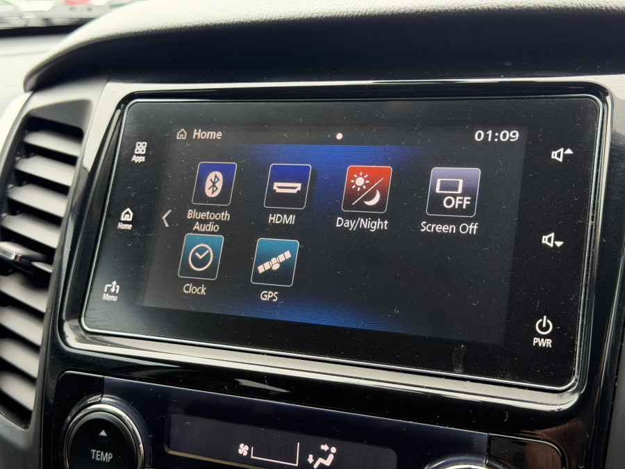 2019 Mitsubishi Pajero Sport QE Black Edition SUV Image 30