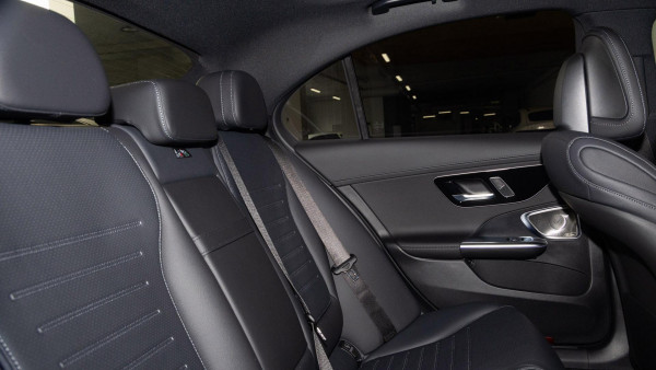 2025 Mercedes-Benz C-Class W206 C350 e Sedan image 16