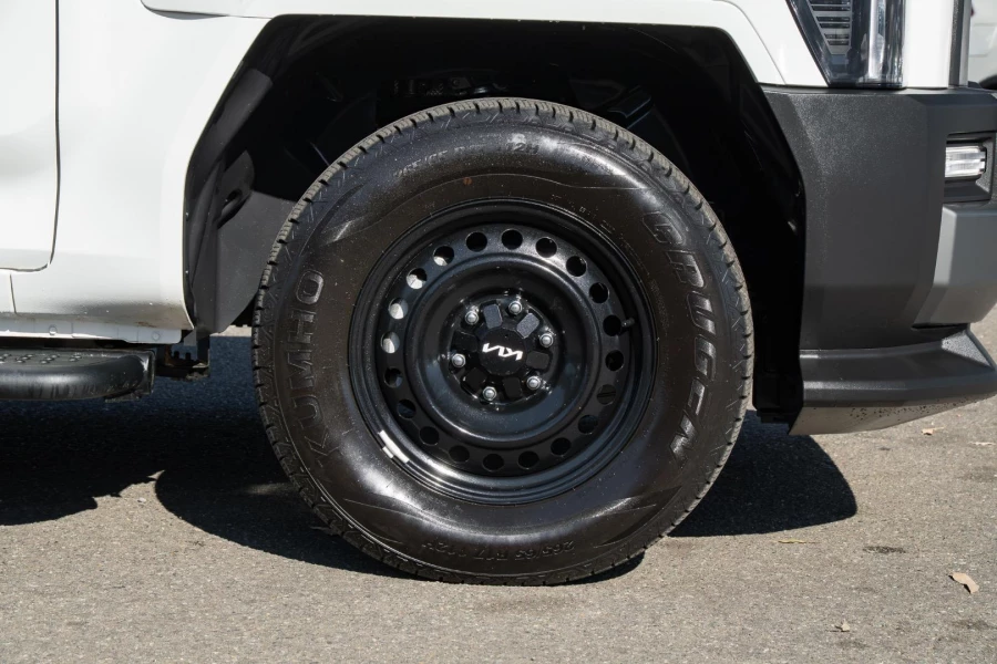 2025 MY26 Kia Tasman TK S Cab Chassis Image 23