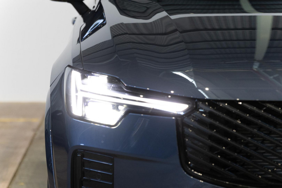 2026 Volvo XC90 L Series Ultra B5 Dark SUV Image 10