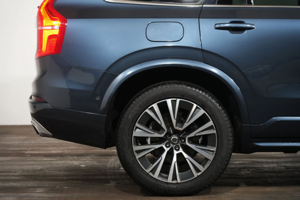2021 Volvo XC90 L Series T6 Momentum SUV Image 6