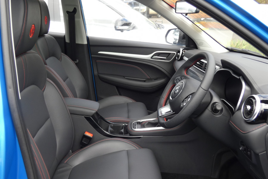 2024 MG ZST S13 ESSENCE SUV Image 12