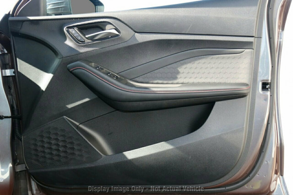 2024 MG MG5 AP32 Vibe Sedan Image 5