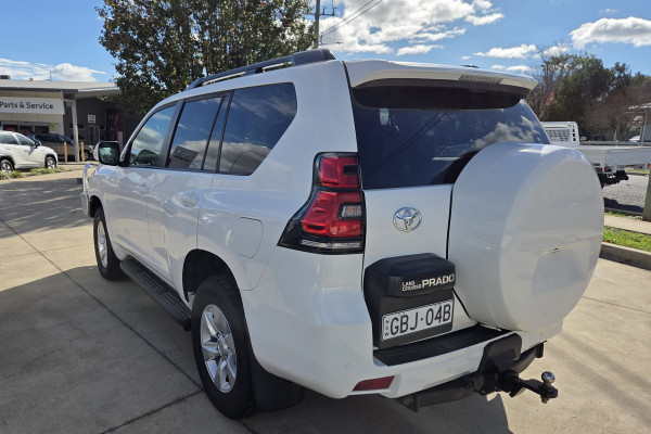 2019 Toyota LandCruiser Prado GDJ150R GXL SUV Image 5