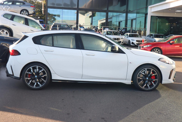 2025 BMW 1 Series F70 M135 xDrive Hatch image 5