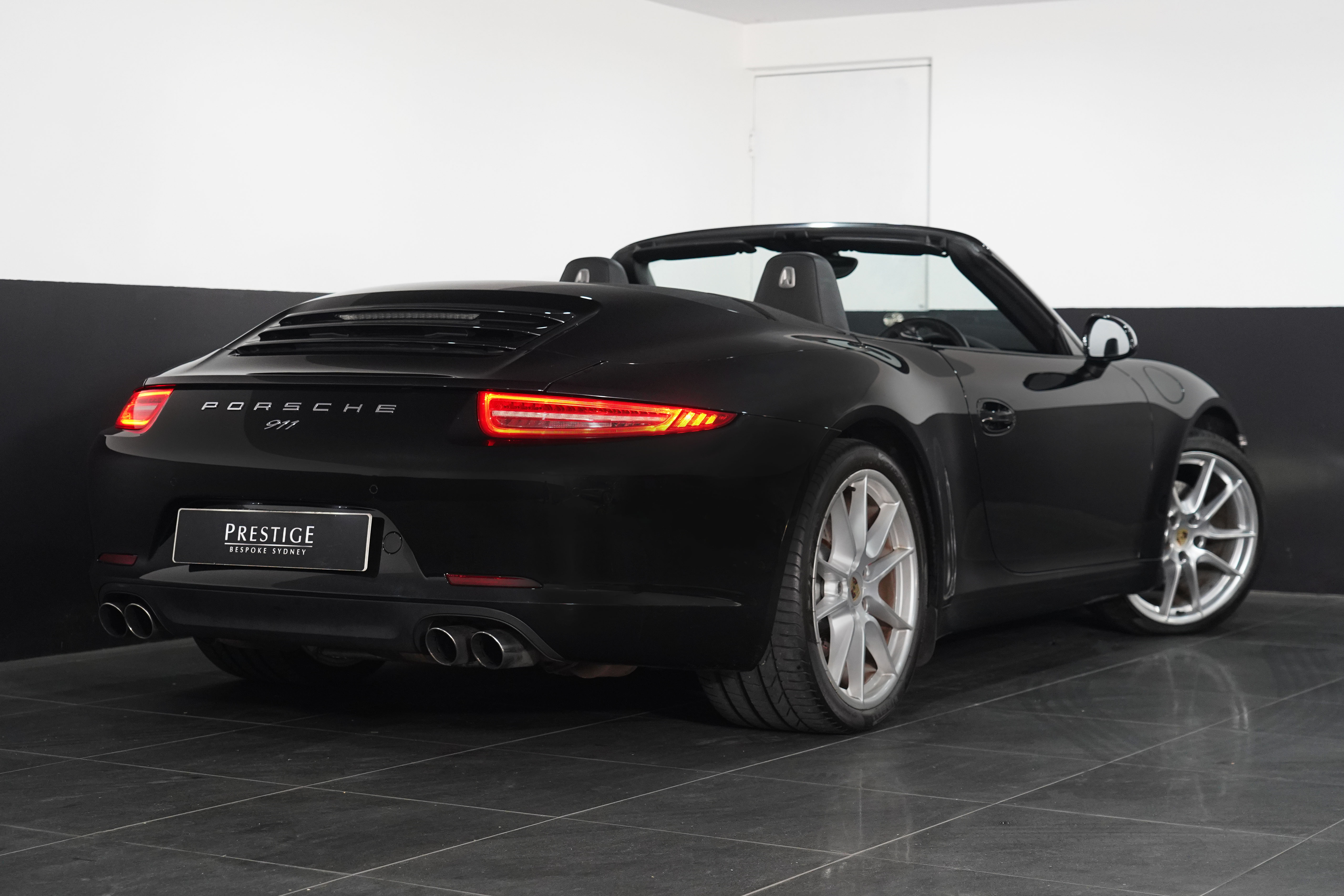 2013 Porsche 911 991 Carrera Convertible Image 22