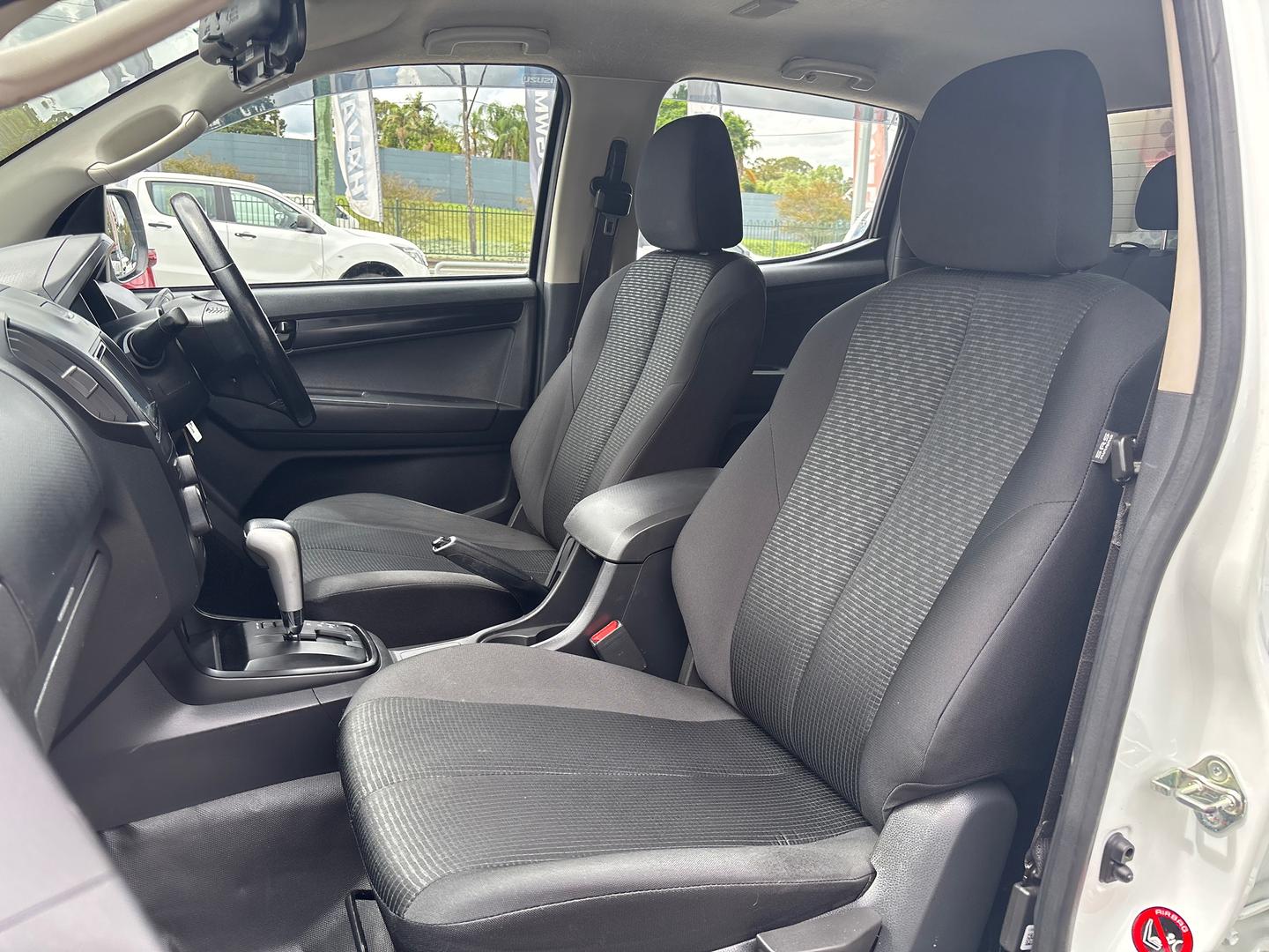 2018 Isuzu D-MAX  SX High Ride Ute Image 16