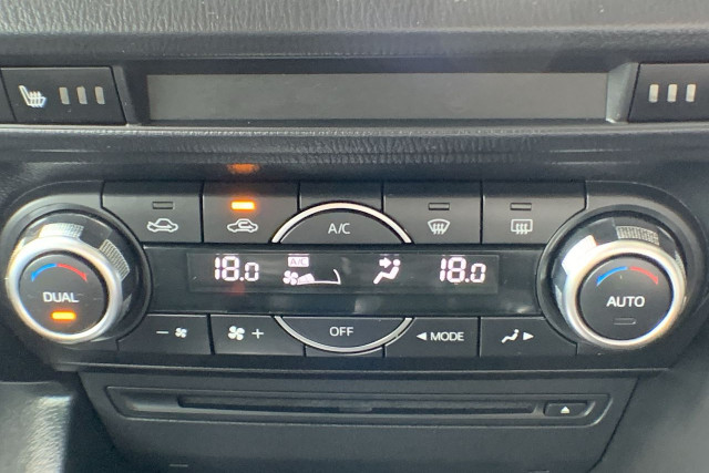 2014 Mazda 3 BM5438 SP25 Hatch Image 12