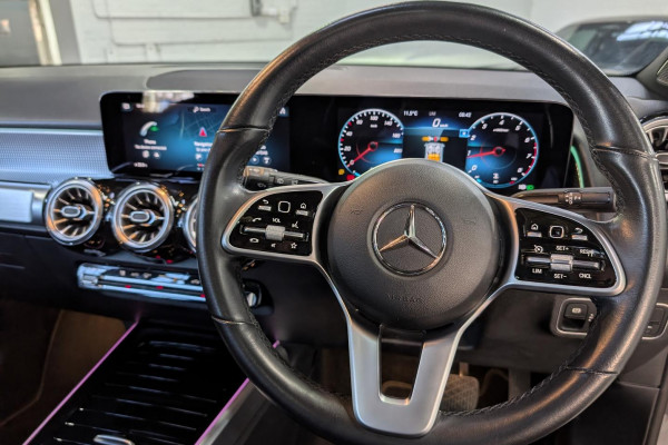 2023 Mercedes-Benz GLB-Class X247 GLB200 SUV Image 3