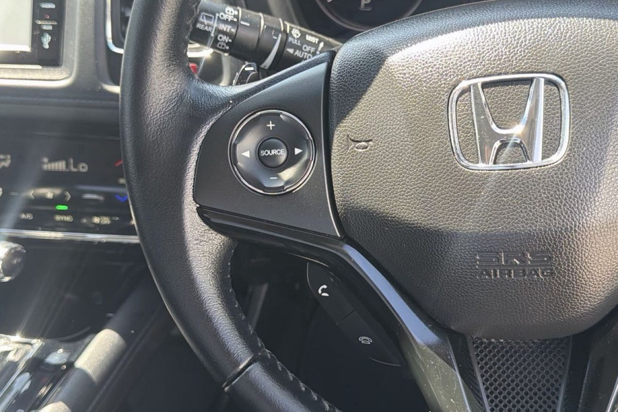 2017 Honda HR-V  VTi-L SUV Image 12
