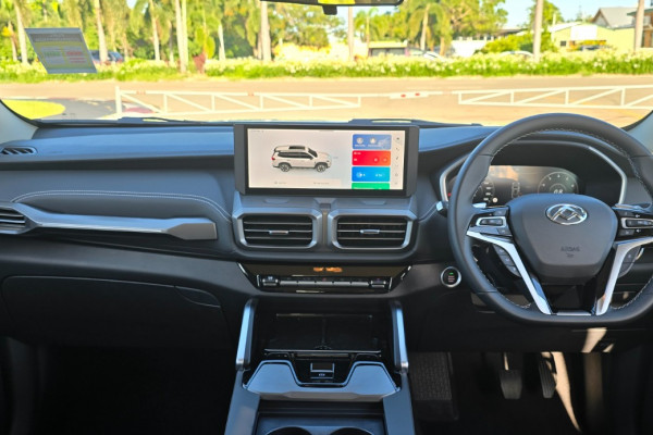 2026 MY25 LDV D90 SV9A Mode SUV Image 18