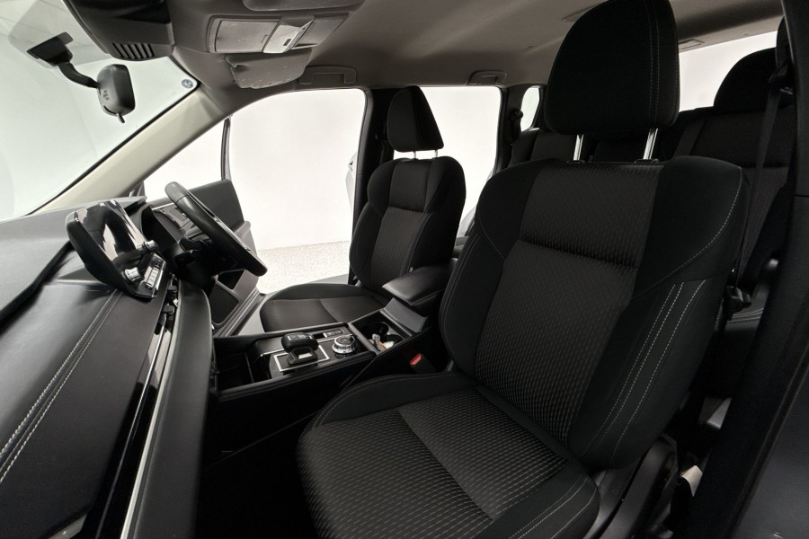 2021 MY22 Mitsubishi Outlander ZM ES SUV Image 12