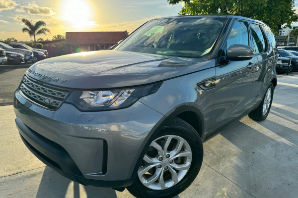2020 Land Rover Discovery Series 5 SD4 S SUV