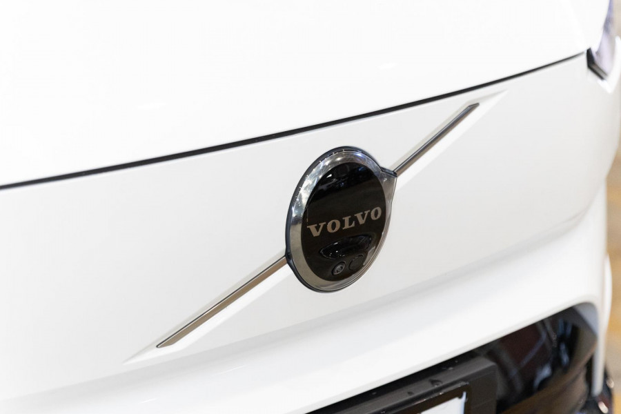 2025 Volvo EX90 No Series Plus Twin Motor SUV Image 33