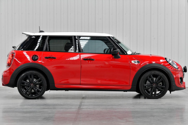 2020 MINI Cooper F55 LCI Cooper S Paddy Hopkirk Edition Hatch image 3
