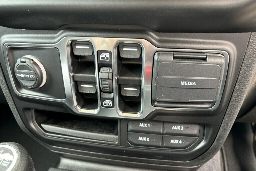 2023 Jeep Gladiator JT Night Eagle Pickup Image 27