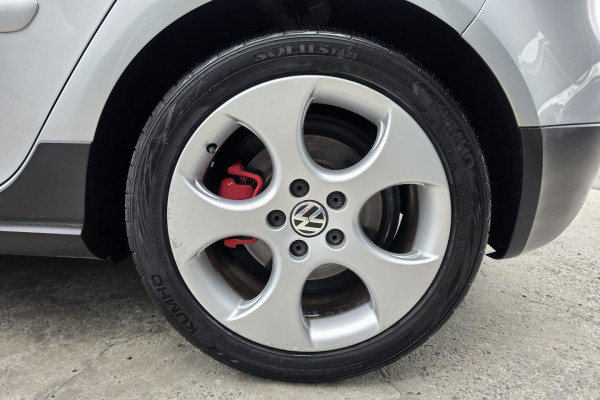 2007 Volkswagen Golf V GTI Hatch Image 11