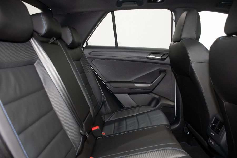 2023 Volkswagen T-Roc D11 R SUV Image 3