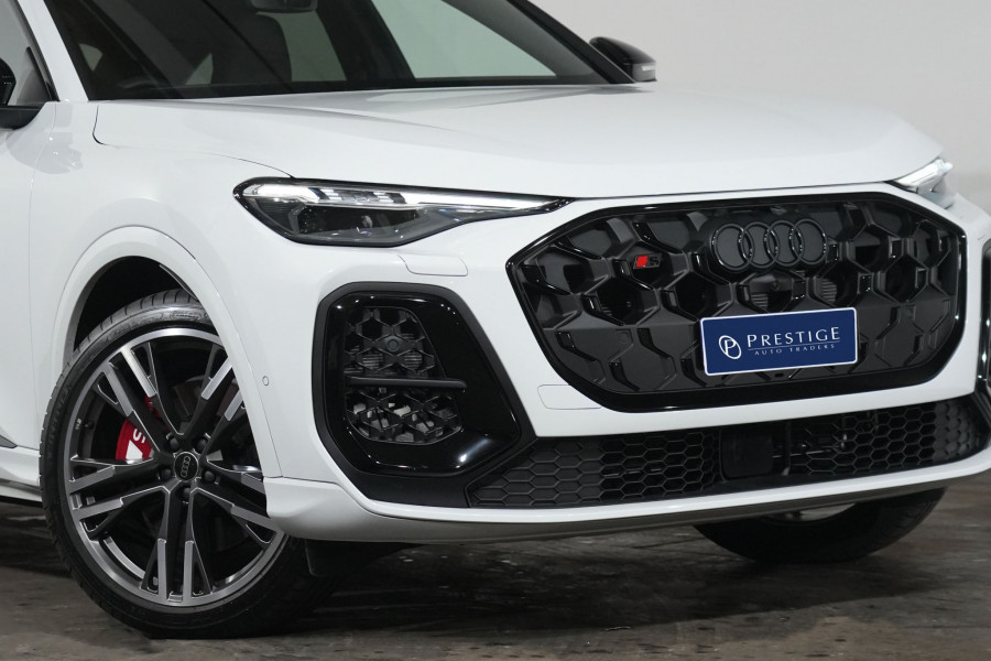 2025 Audi SQ5 FY edition one SUV Image 2