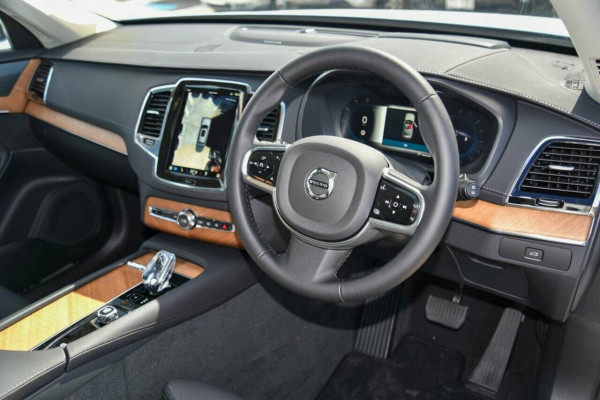 2024 MY25 Volvo XC90 L Series Ultra B5 Bright SUV Image 6
