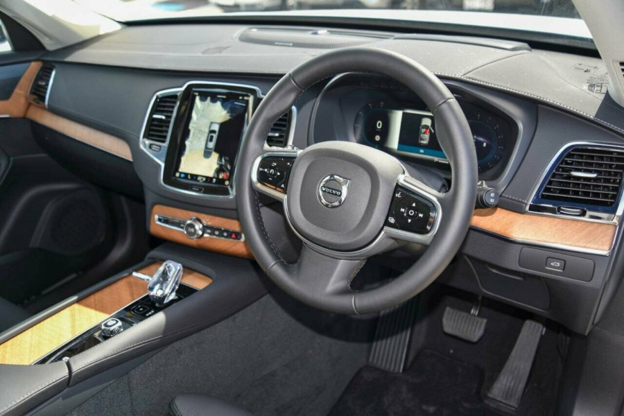2024 MY25 Volvo XC90 L Series Ultra B5 Bright SUV Image 6