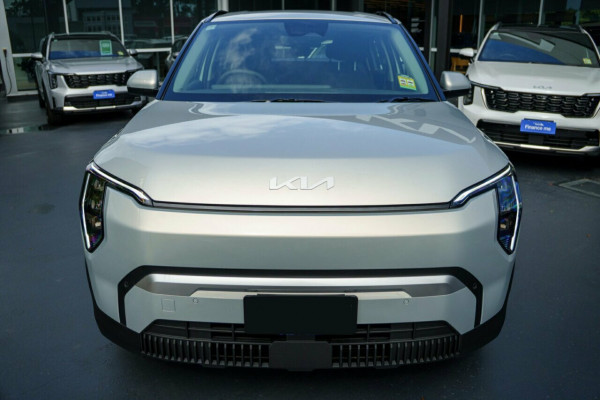 2025 Kia EV3 SV Air Standard Range SUV Image 5