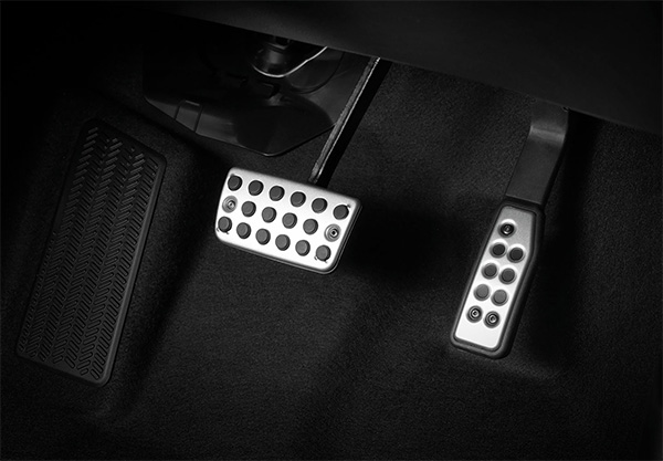 <img src="Sports Pedal Set - Automatic Transmission