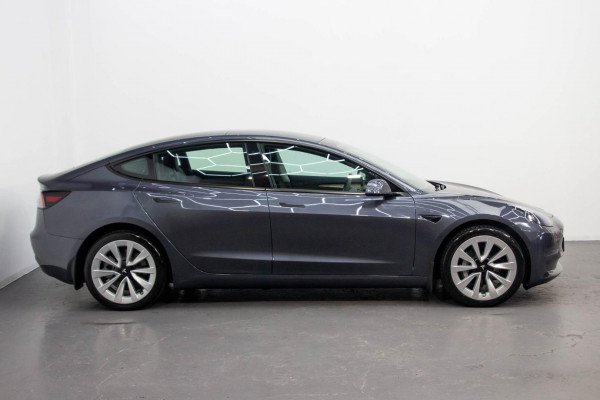 2022 Tesla Model 3  Long Range Sedan Image 3