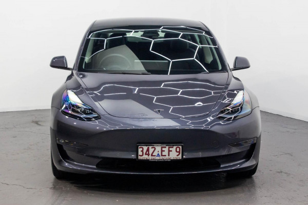 2022 Tesla Model 3  Long Range Sedan Image 5
