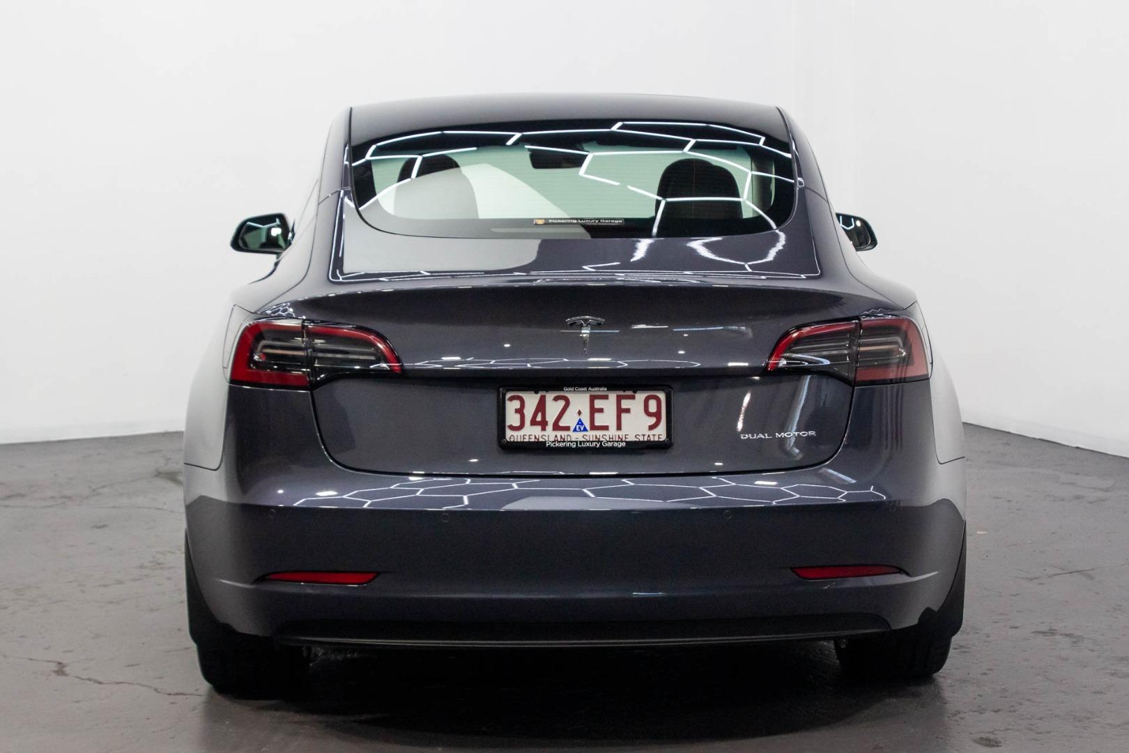 2022 Tesla Model 3  Long Range Sedan Image 6