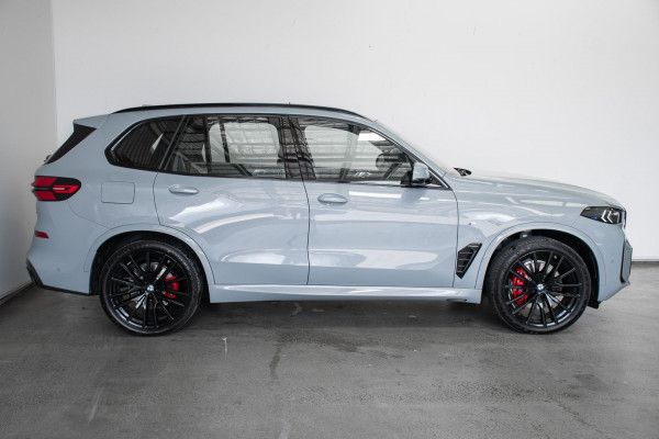 2026 BMW X5 G05 LCI xDrive30d M Sport SUV image 3