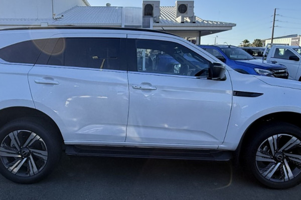 2025 MY25.5 Isuzu MU-X RJ LS-T SUV Image 10