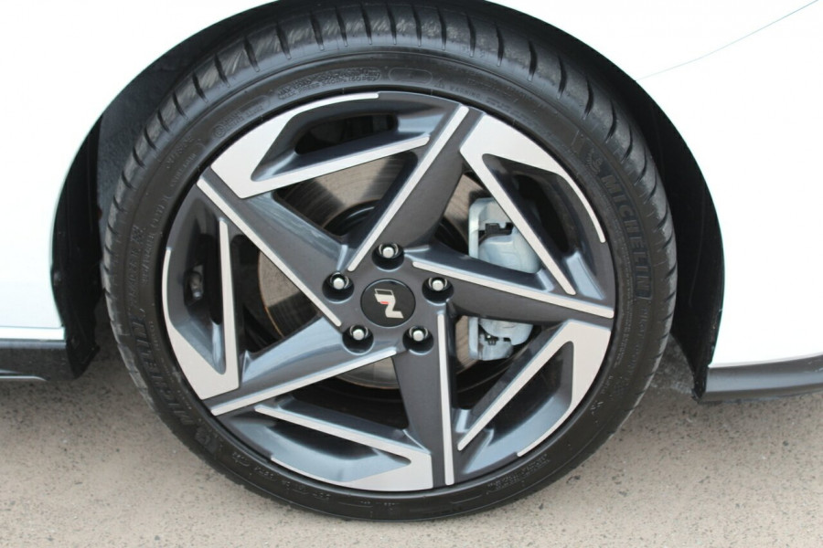 2024 MY25 Hyundai i30 PDe.V6  N Line Premium Hatch Image 13