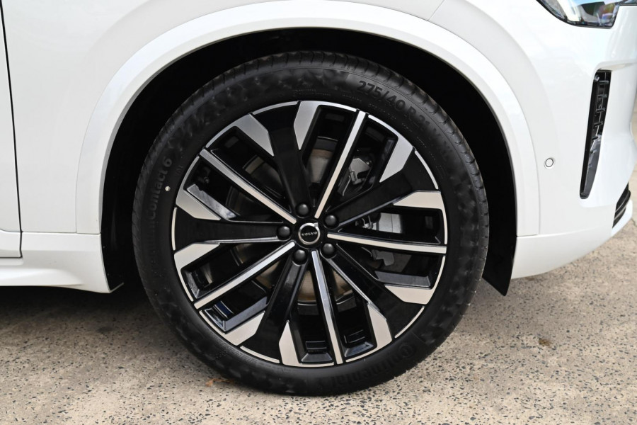 2026 Volvo XC90 L Series Ultra B5 Dark SUV