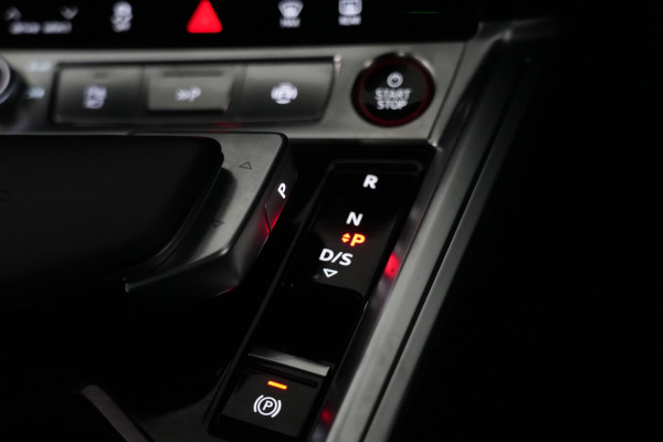 2024 Audi SQ8  GE e-tron SUV Image 41