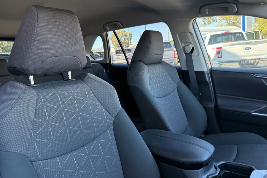 2019 Toyota RAV4 MXAA52R GXL Wagon Image 12