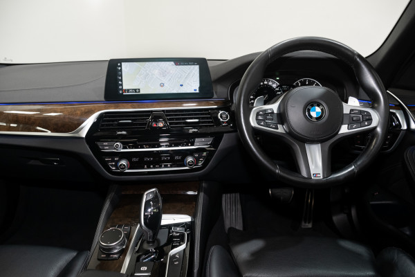 2019 BMW 5 Series 20i M Sport Sedan Image 24